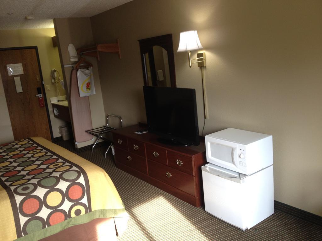 Super 8 By Wyndham Olney Motel Phòng bức ảnh